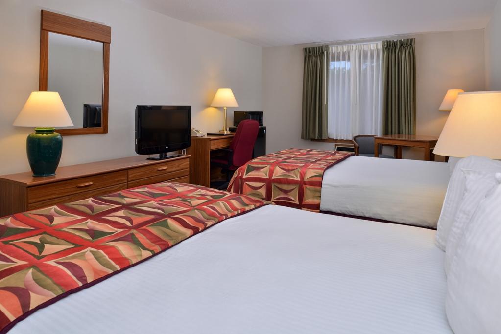 Magnuson Hotel Country Inn Ishpeming Habitación foto